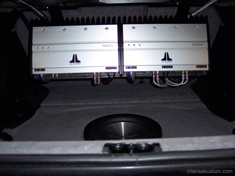 BMW 3 Series Stereo Install (7)