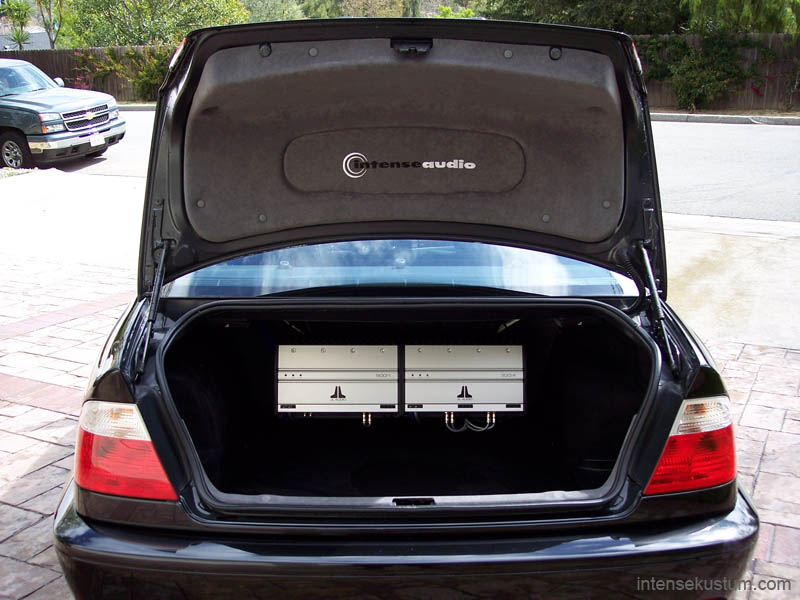 BMW 3 Series Stereo Install (8)