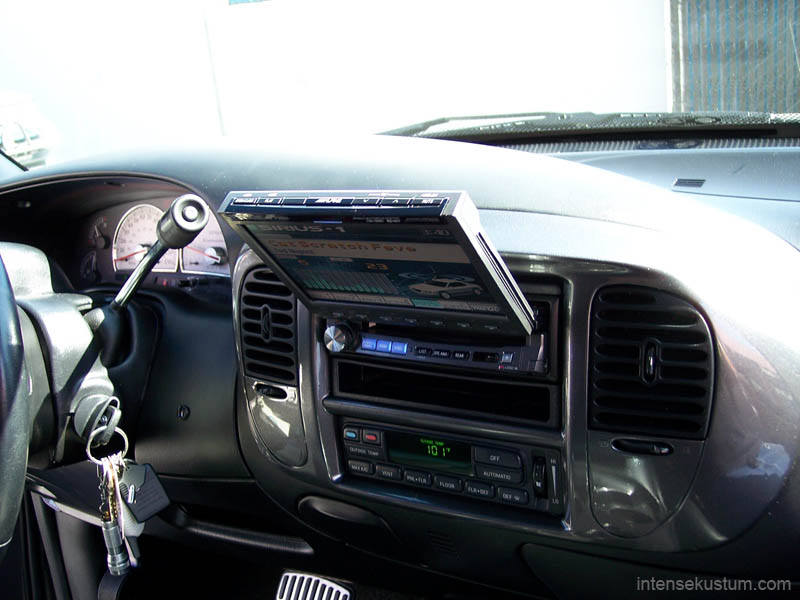 SuperCrew Video Install (4)